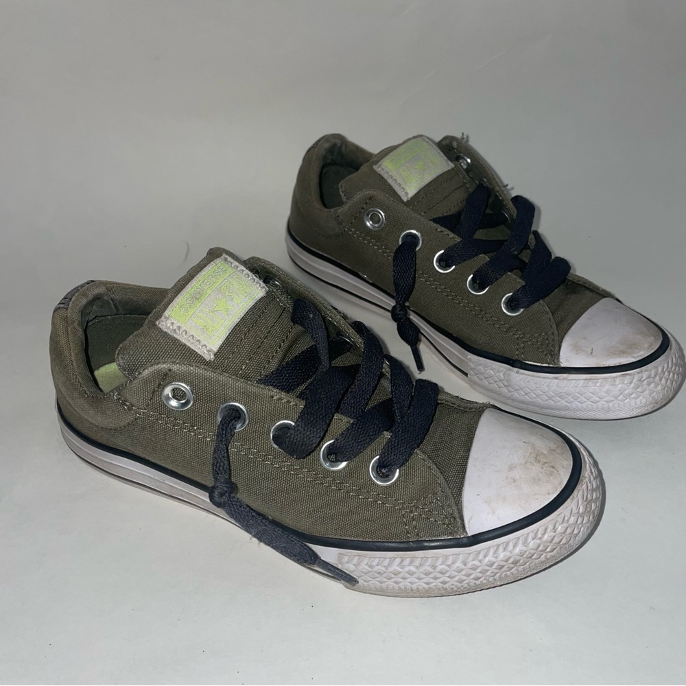 Low top Converse